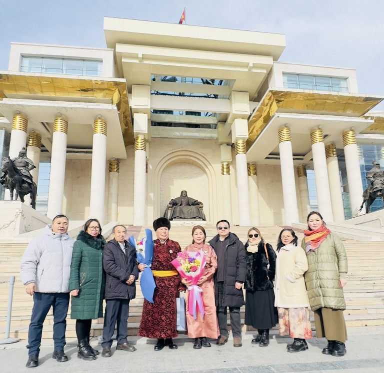 Төрийн дээд одон, медалиар шагнагдлаа